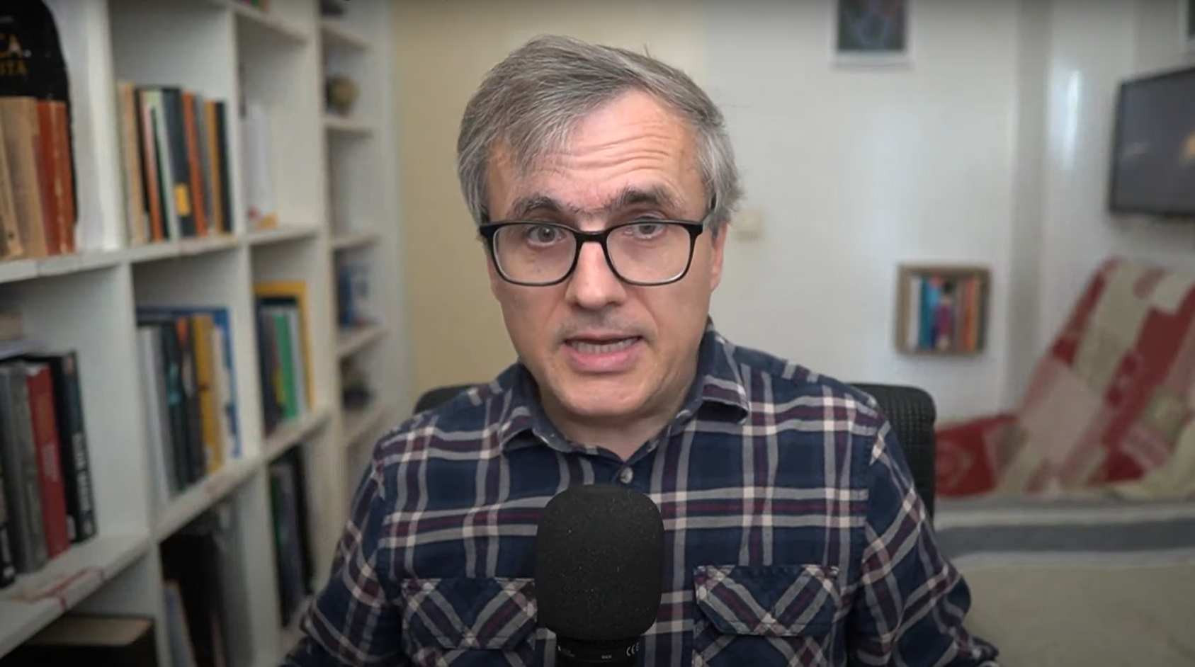 Fizicianul Cristian Presură: De ce aurora boreală roșie NU a fost provocată de HAARP | VIDEO