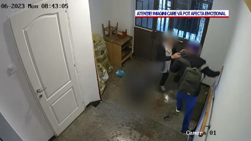 Bărbatul care şi-a incendiat mătuşa în scara unui bloc din Bucureşti a premeditat fapta