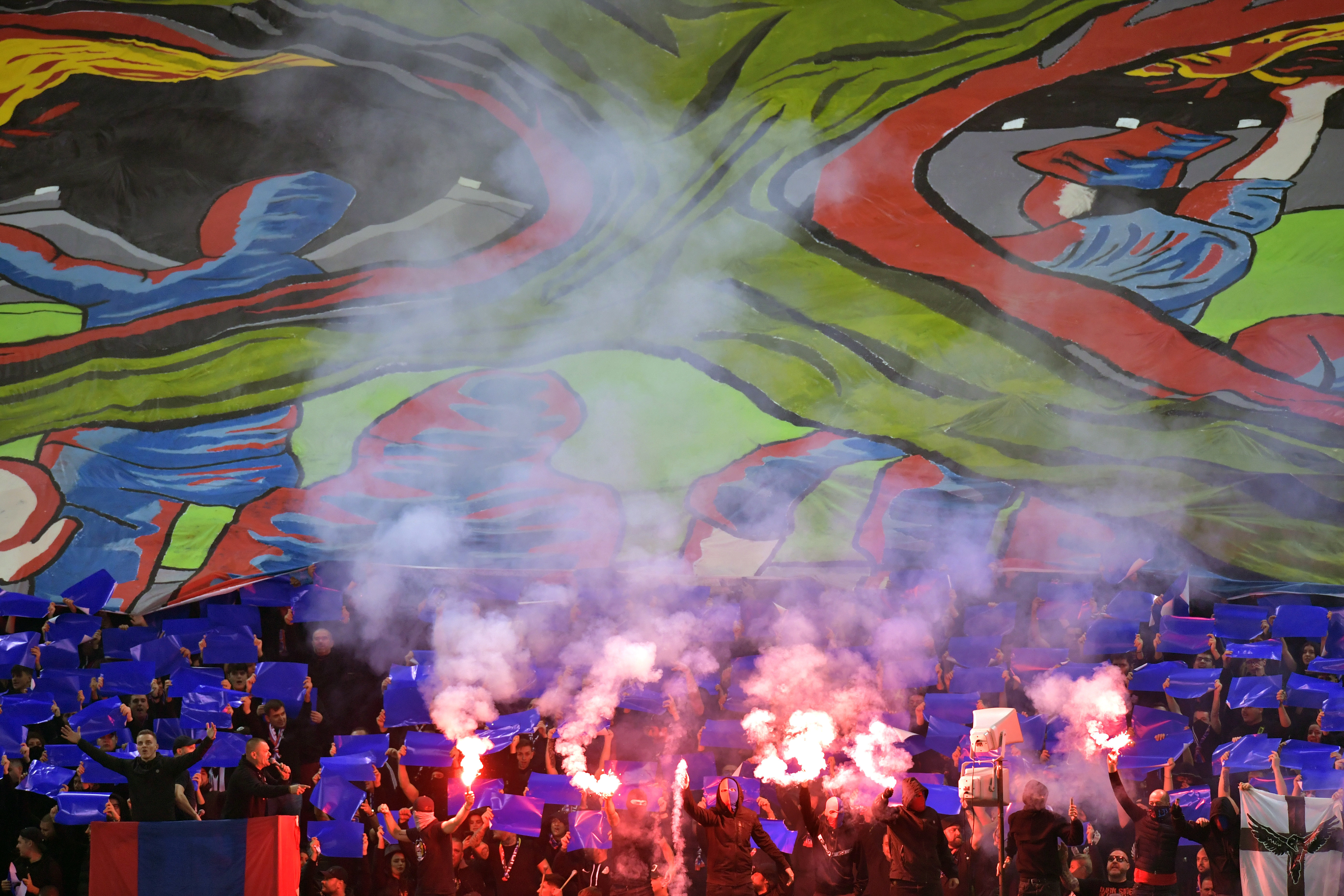 Clubul FC Rapid a depus plângere penală pentru mesajele rasiste de la meciul cu FCSB