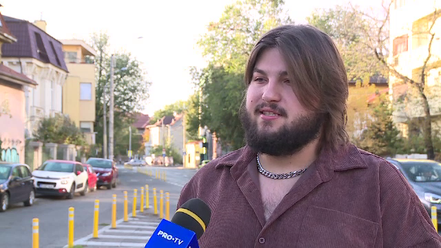 Cine este tânărul care a păcălit influencerii cu „brânza Regelui Carol al III-lea”. Ana Morodan a căzut în plasă