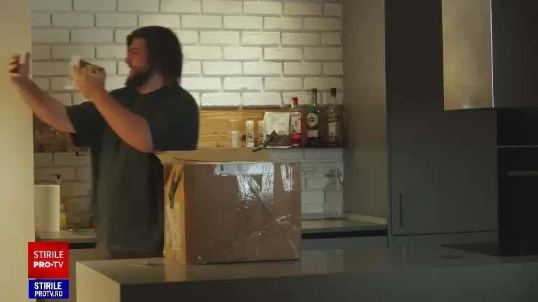 Un produs inventat, numit „brânza regelui”, i-a pus pe jar pe mai mulți influenceri din mediul online