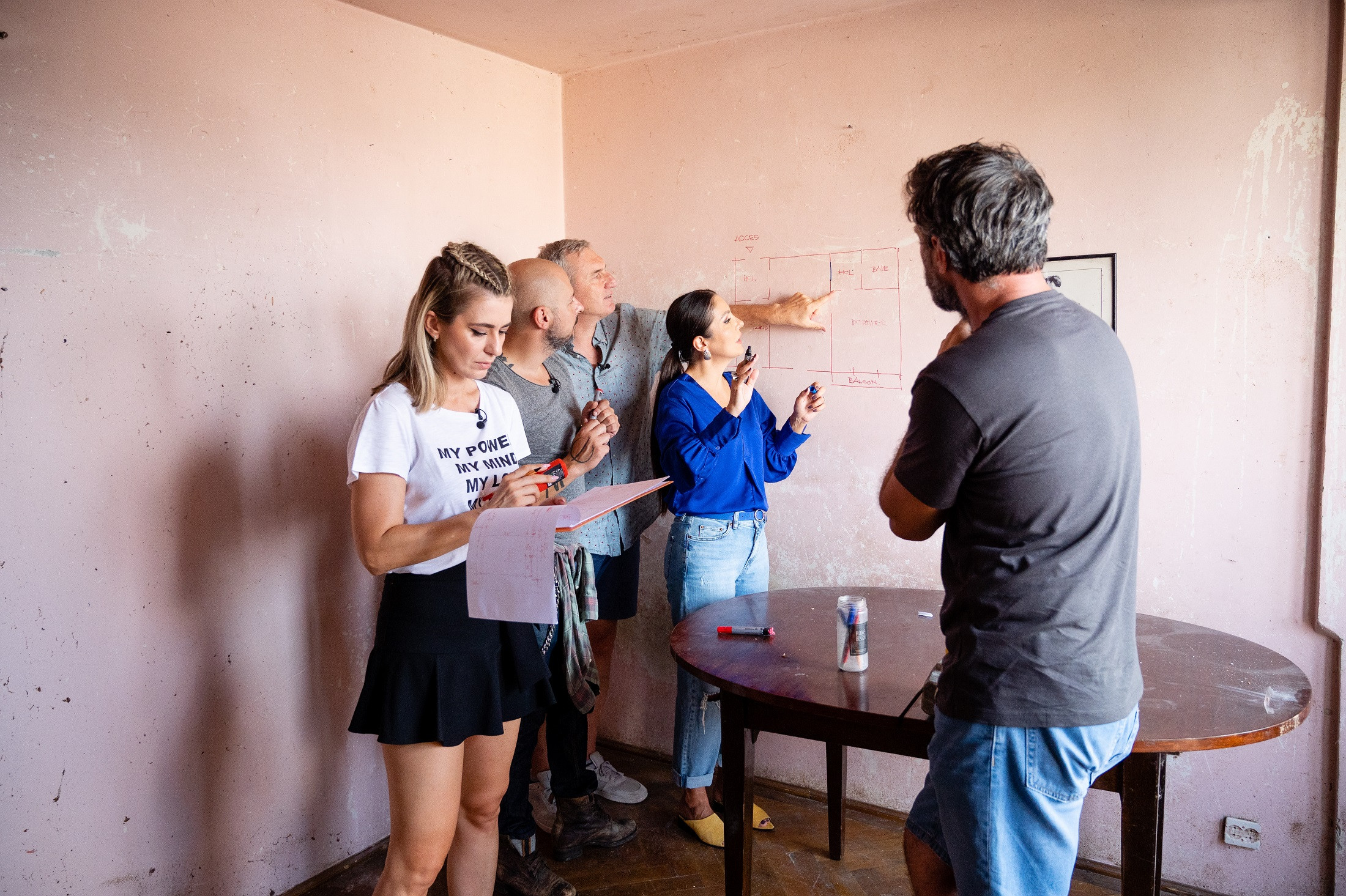 „Cel mai singur copil cu frați din câți ați văzut”. Vasile impresionează cu povestea sa, la „Visuri la cheie”