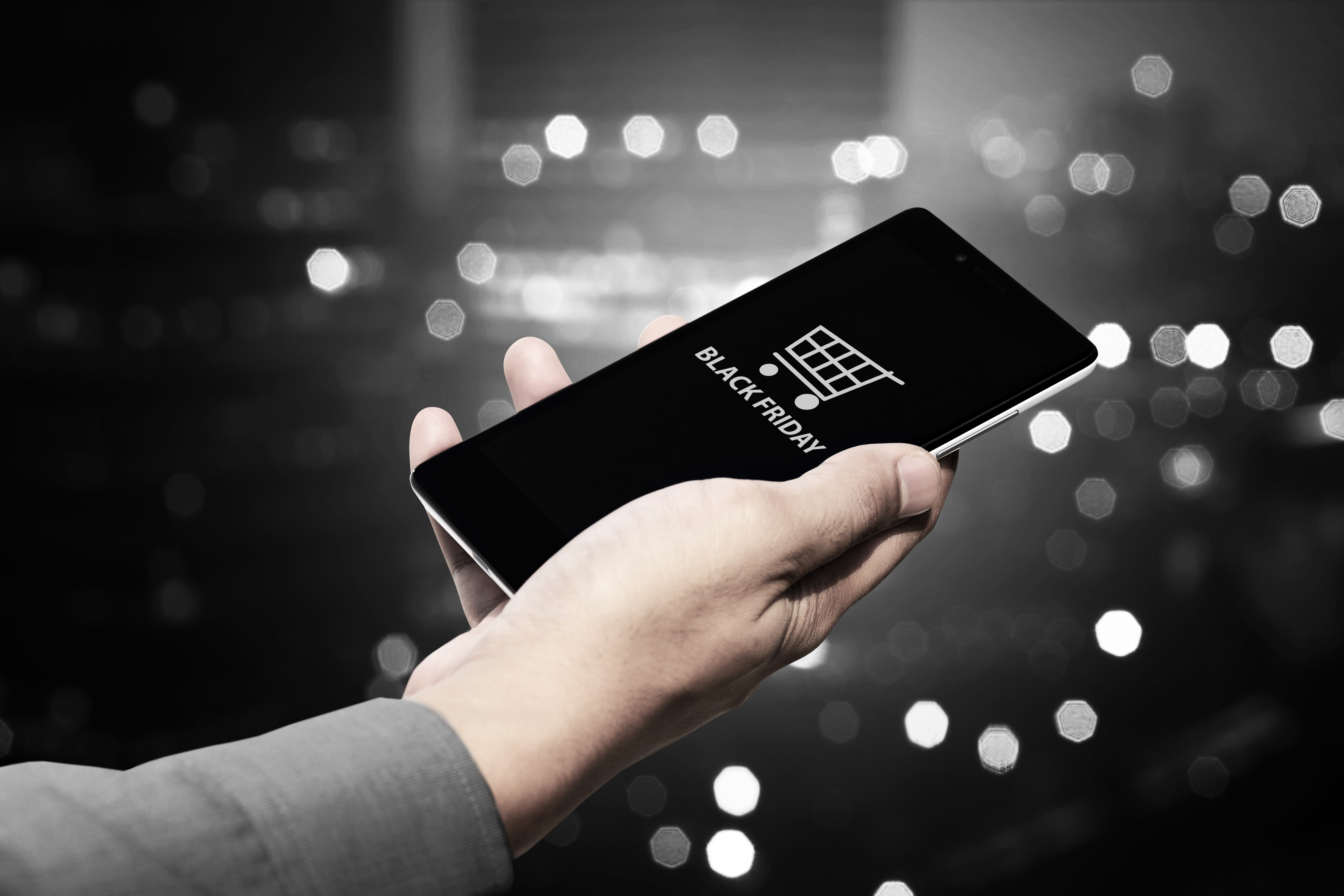 Telefoane la reducere de Black Friday 2023. Cele mai bune prețuri la smartwatch-uri