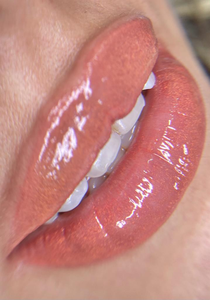 (P) Inovații Revoluționare în Micropigmentare: Ștefania Zaharia Redefinește Frumusețea Naturală