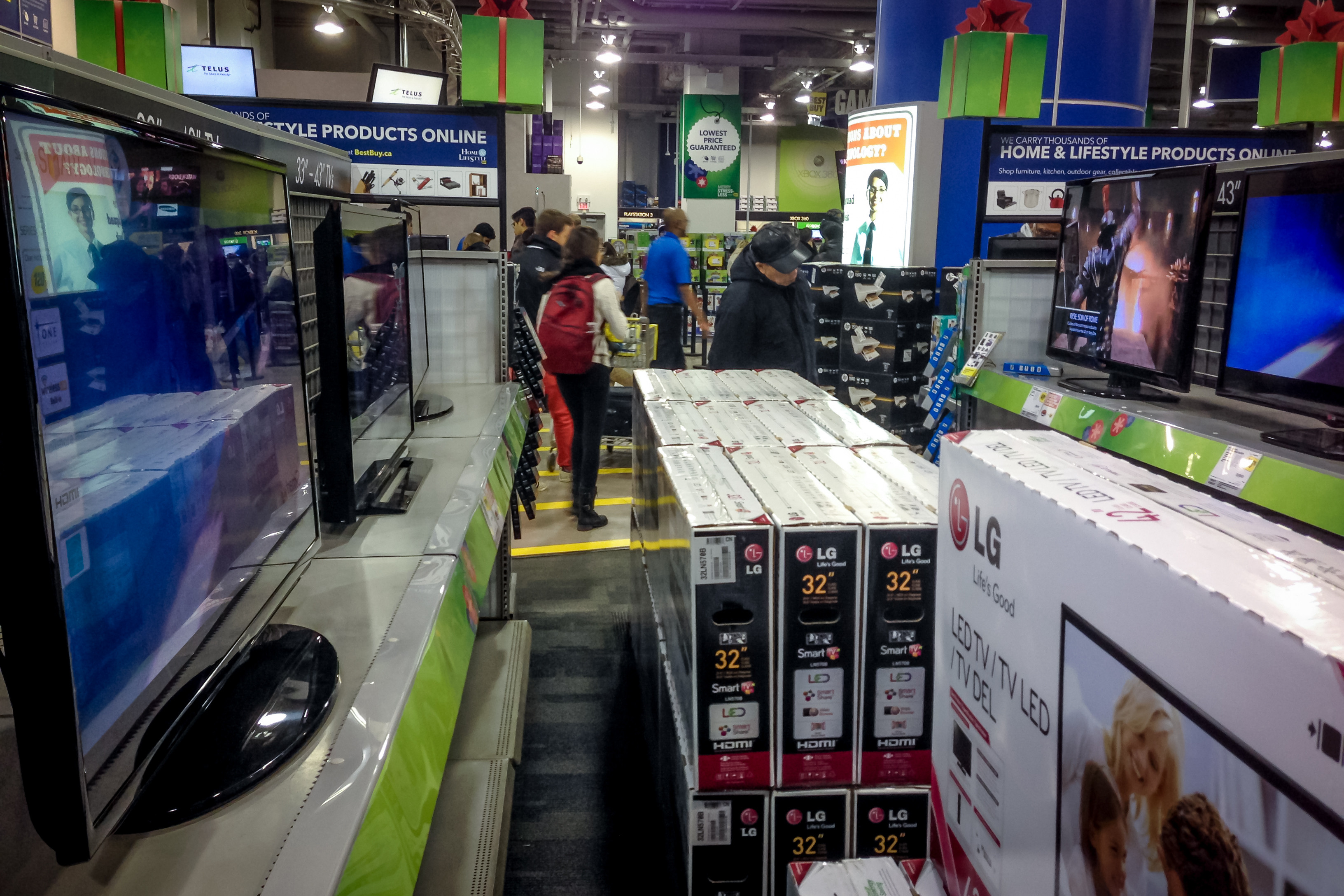 Oferte de televizoare de Black Friday 2023. Cele mai bune prețuri pentru smart tv