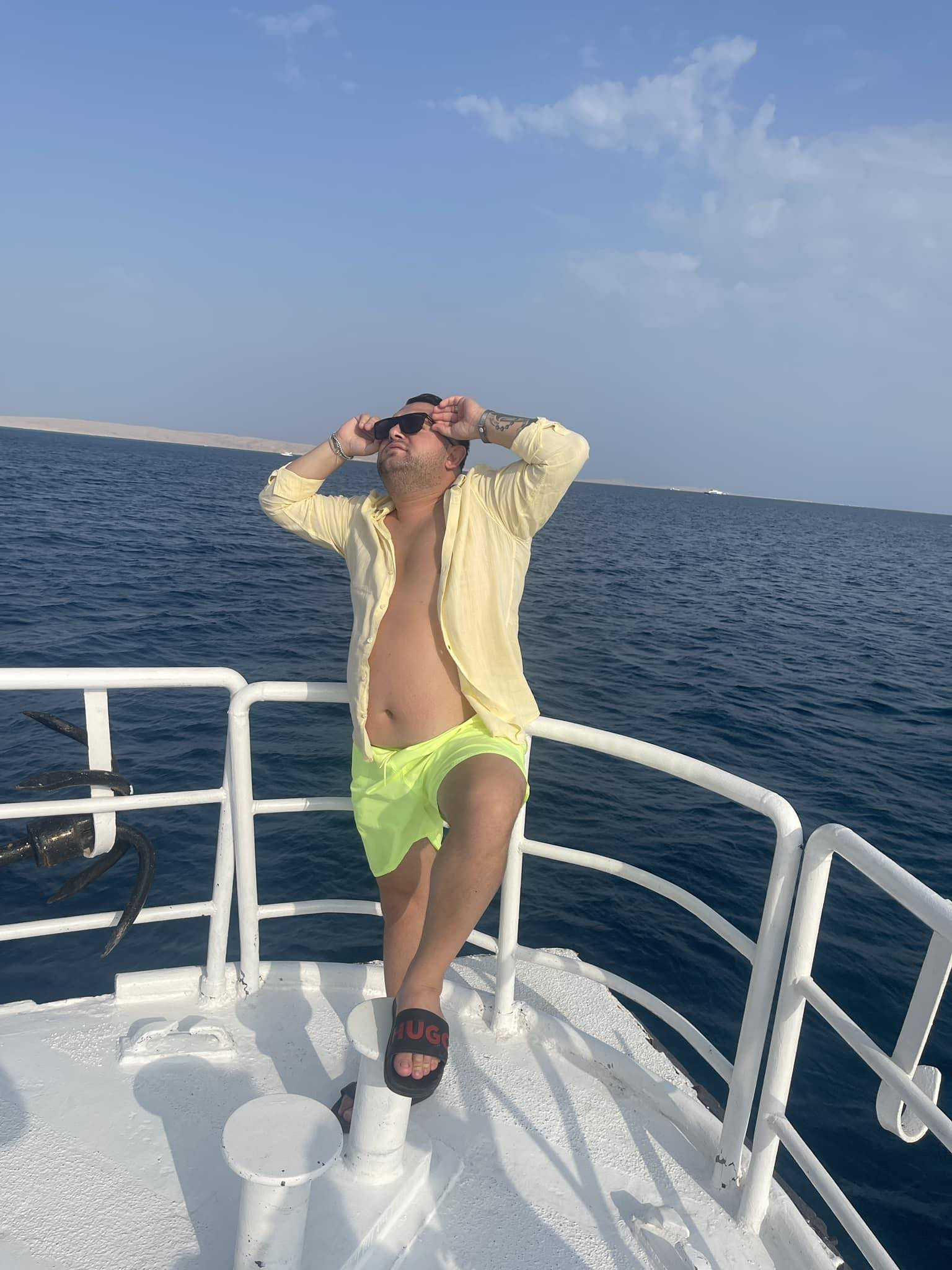 Un cântăreț de muzică de petrecere a vrut să dea șpagă unor polițiști. Cu ce viteză a fost prins Puișor de la Mediaș