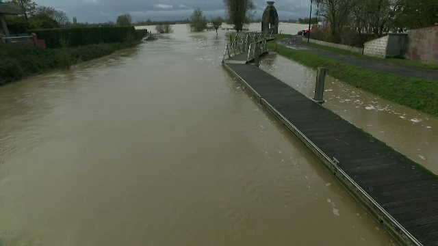 Autoritățile din Italia, Franța și Belgia sunt în alertă. Furtunile cu ploi abundente au făcut prăpăd