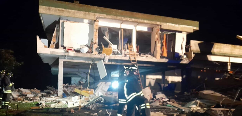 Explozie într-o clădire care găzduieşte solicitanţi de azil, în Italia. Sunt 31 de victime