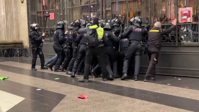 Proteste pro-palestinieni în mai multe orașe europene. Au fost ciocniri cu forțele de ordine