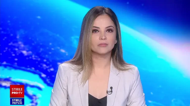 “Fierbe” Dunărea. Fenomen spectaculos la Galați: fluviul părea că dă în clocot