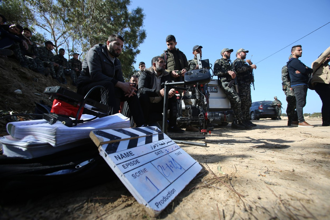 „Trăim cele mai rele momente din istoria acestei ţări.” Echipa serialului „Fauda”, prinsă în războiul din Israel