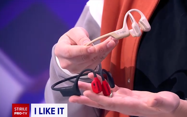 Ce sunt căștile cu conducție osoasă, care au apărut și în România. Nu se mai introduc în urechi, ci pe tâmple