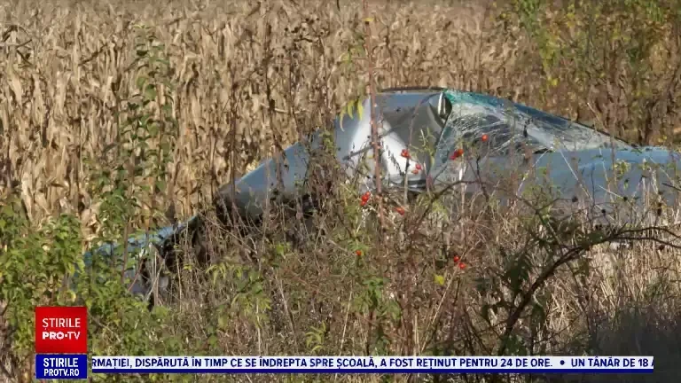 Un șofer de 18 ani a fost lovit în plin de tren și este în stare gravă. Are permis din iunie, iar soția lui e însărcinată