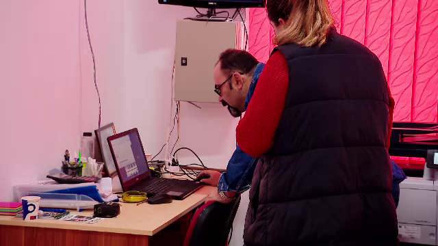 Comisia Europeană discută digitalizarea României, în timp ce 70% dintre români folosesc calculatorul pentru divertisment