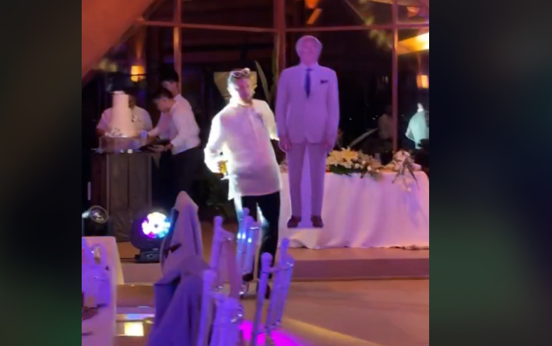 VIDEO viral. Tatăl unei mirese a murit chiar înainte de nuntă, însă mirele a găsit o soluție ingenioasă pentru înlocuirea lui