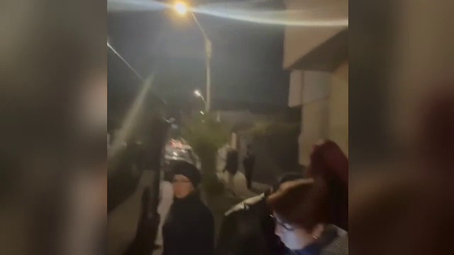 Un şofer de autobuz din Brăila a dat toţi călătorii jos pentru că nu a mai suportat un bebeluș care plângea