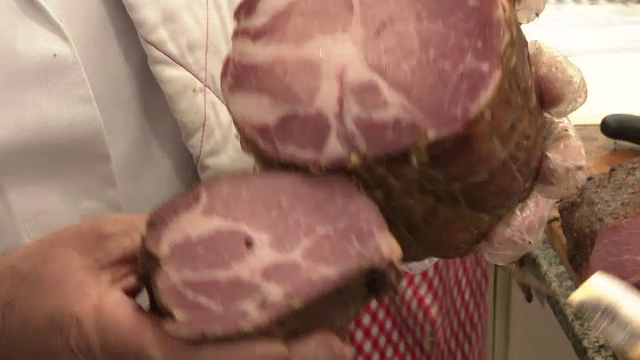 Rețete tradiționale au fost reinventate pentru a atrage mai mulți cumpărători. La ce prețuri ajung produsele