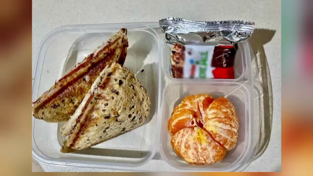 Alimentele prăjite și dulciurile, interzise în unitățile de învățământ. 40% dintre copii au greutatea peste limita normală