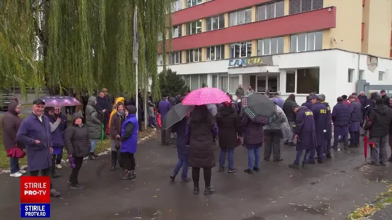 Profiturile în industria de armament au explodat, dar veniturile angajaților au scăzut din cauza „ordonanței austerității”