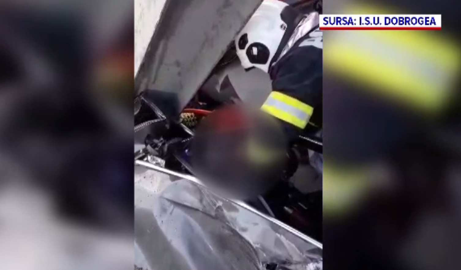 Militarul lovit de tren a scăpat cu viață, ca prin minune. Se înțepenise cu mașina pe calea ferată