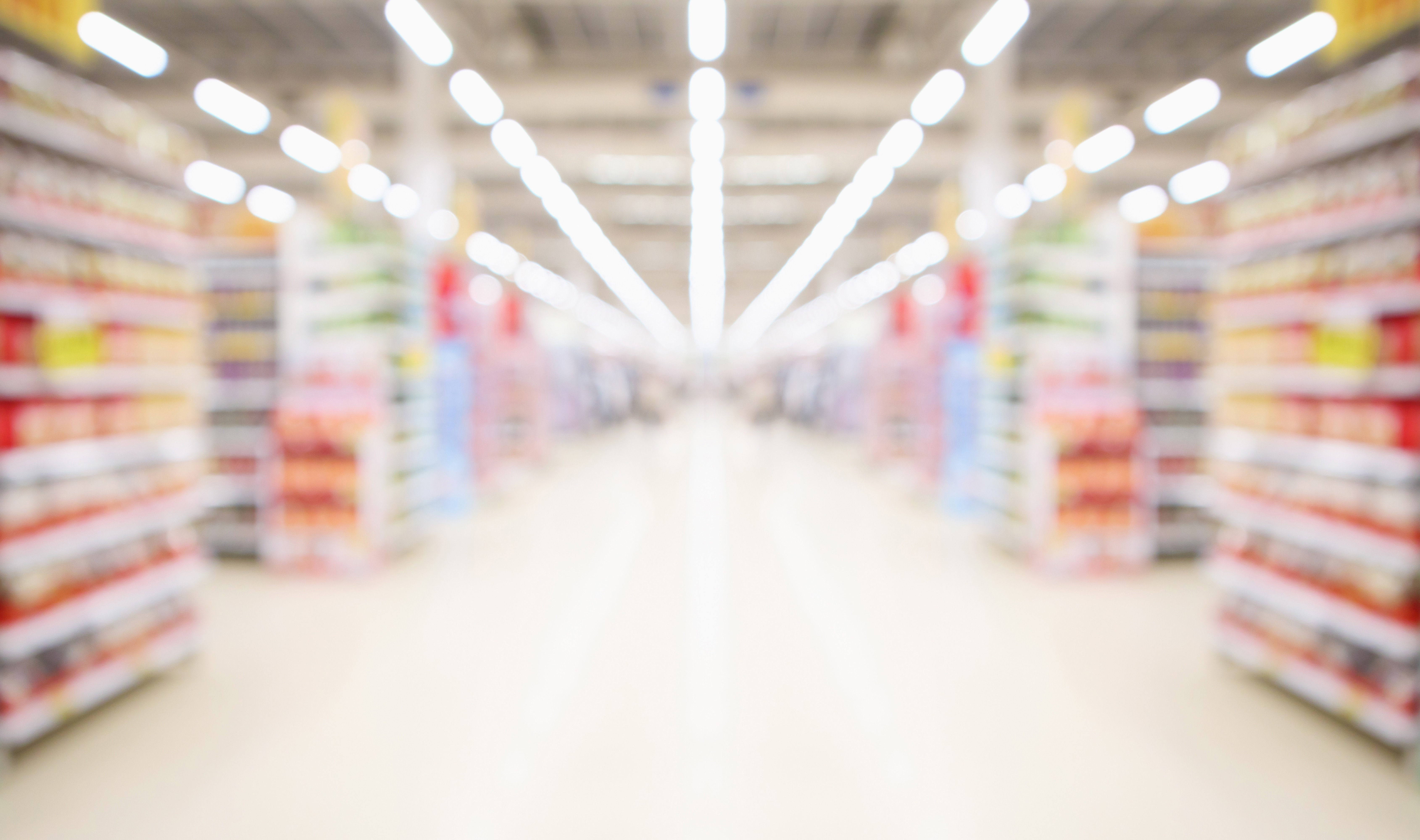 Un angajat s-a sinucis într-un supermarket. Cadavrul lui a fost găsit după trei zile