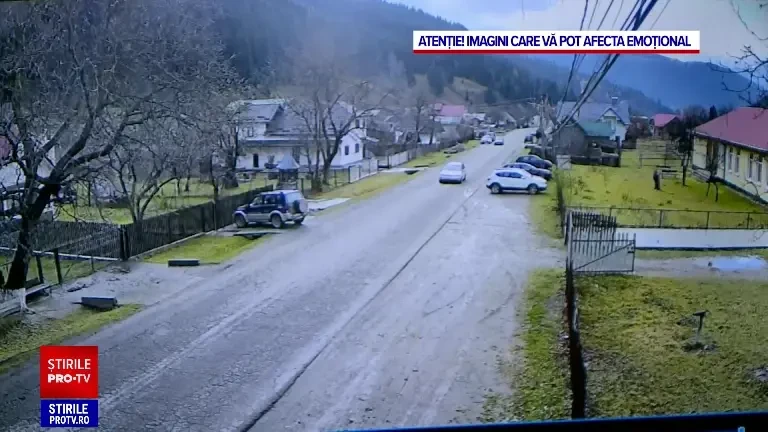 Momentul în care un bărbat moare într-un accident teribil, în Neamț. Transmitea LIVE pe o rețea de socializare | VIDEO