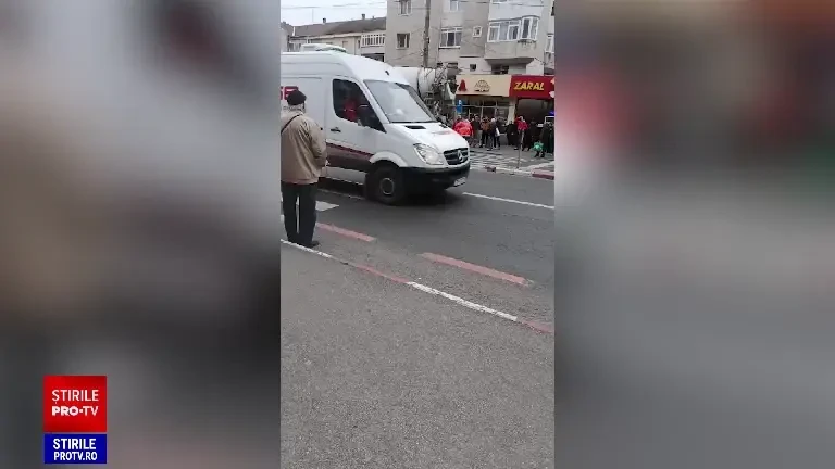 Accident șocant în Sibiu. O femeie a fost omorâtă de o betonieră, la o trecere pietoni cu semafor care funcţiona