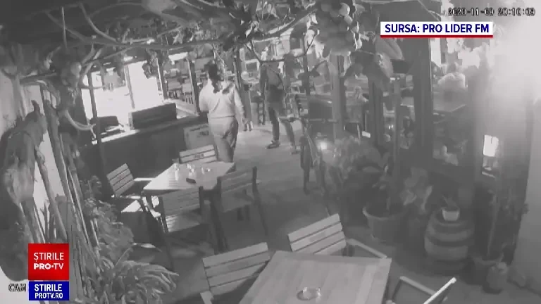 Reglare de conturi la Galați. Bătaia sângeroasă, surprinsă de camerele de supraveghere dintr-un bar