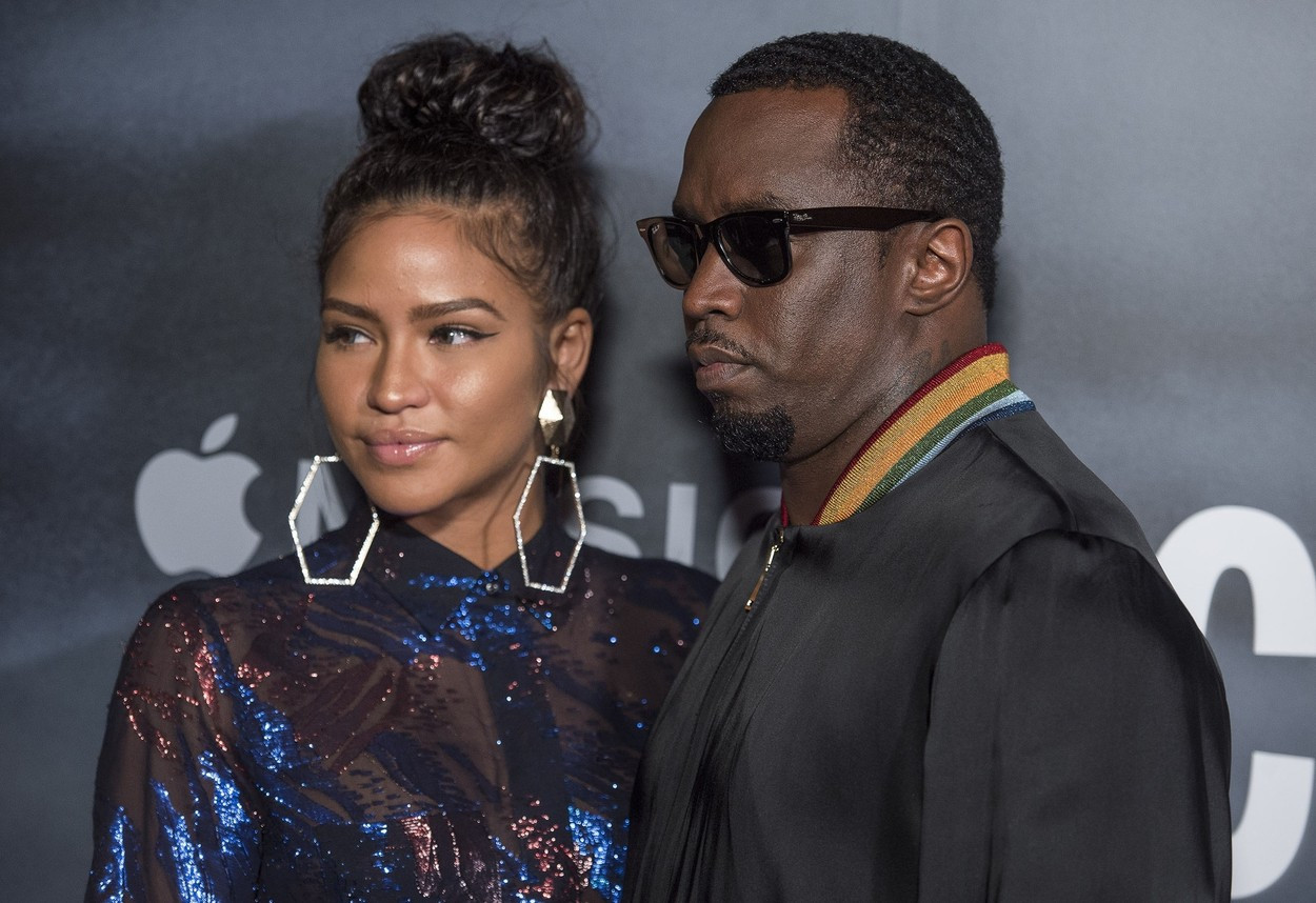 Sean 'Diddy' Combs, cunoscut şi ca Puff Daddy, şi fosta iubită Cassie, care îl acuza de abuz sexual, au ajuns la o înţelegere