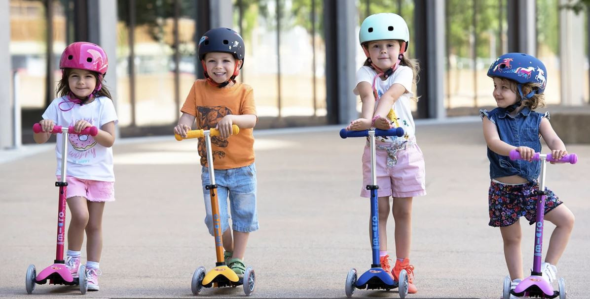 (P) Cele mai bune trotinete pentru băieți și fete, după vârste