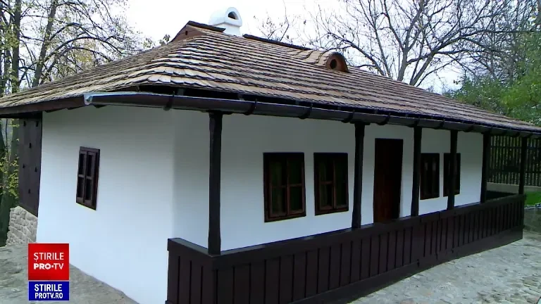 Anchetă după reabilitarea bojdeucii lui Ion Creangă. „Pare o casă în care vizitatorii vin să stea ca la o pensiune”