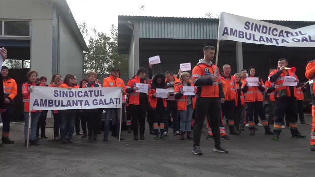 Noua lege a pensiilor a scos în stradă angajații de la Ambulanță din toată țară. Cinci lideri de sindicat, în greva foamei