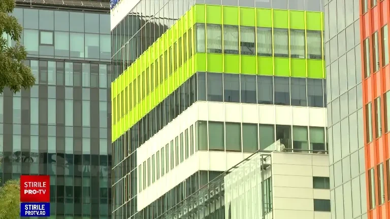 Crăciunul în domeniul privat. Numeroase companii înlocuiesc primele în bani cu vouchere și cadouri simbolice