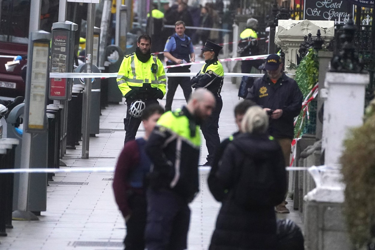 Atac în Dublin. Cinci persoane, între care trei copii, au ajuns la spital după ce au fost înjunghiate