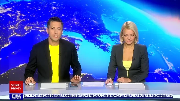 VIDEO | Momentul în care un șofer provoacă un accident pe DN29, în timp ce încearcă să depășească o ambulanță SMURD