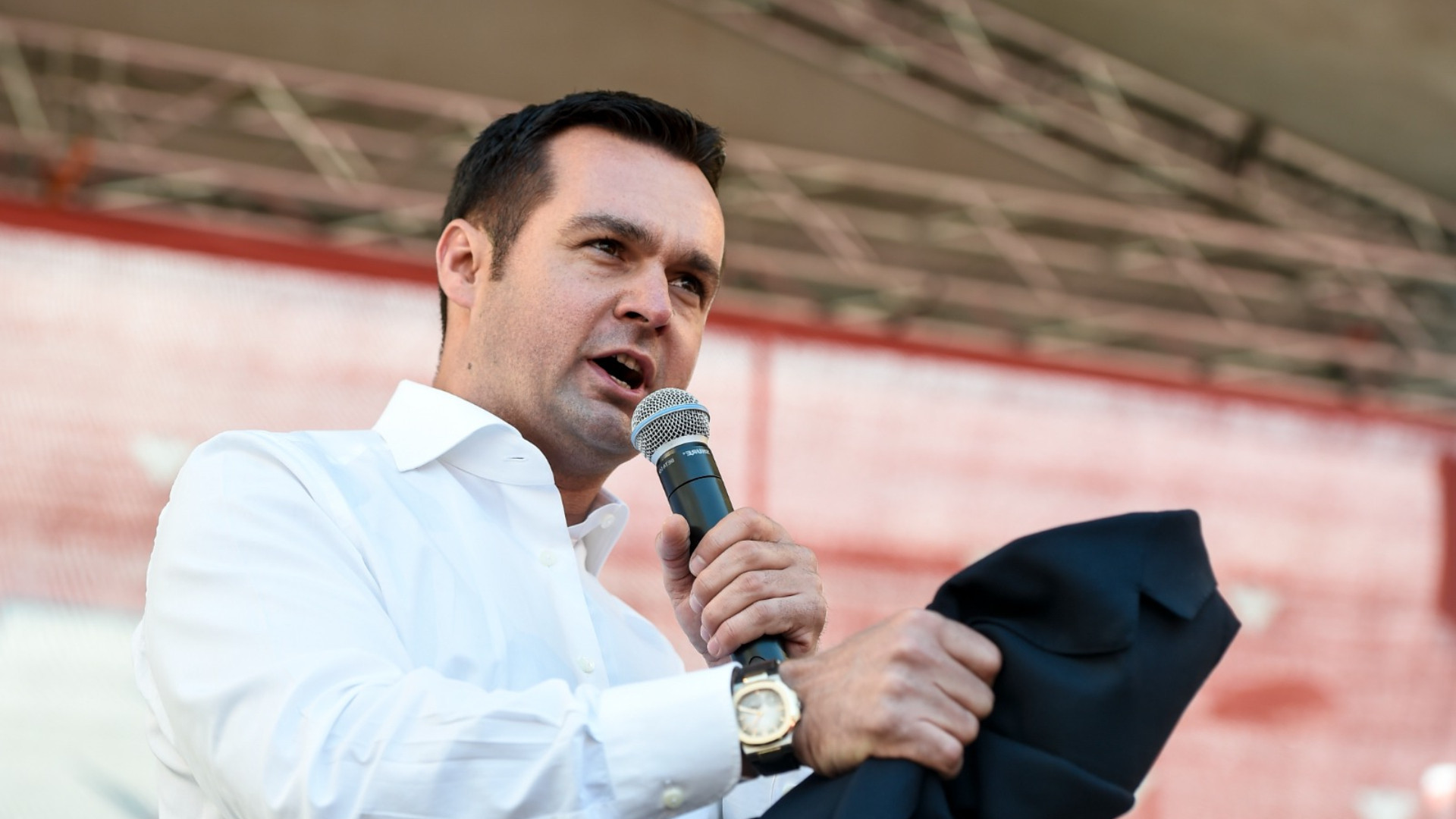 Cătălin Cherecheș a fugit din țară folosind la frontieră actele unui văr. Ce a spus polițistul care l-a lăsat să treacă