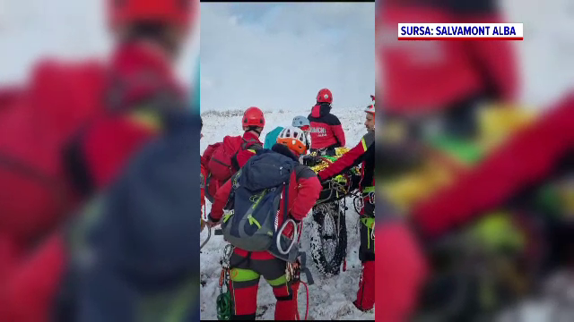 Un tânăr a căzut zeci de metri de pe o stâncă, în timp ce se afla la o vânătoare în Alba