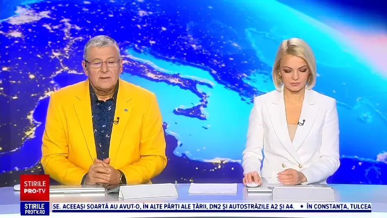 Filarmonica Moldova a cântat colinde, în timp ce copiii au stat cu Moșul: ”N-am avut timp, taică-meu se crede paparazzi