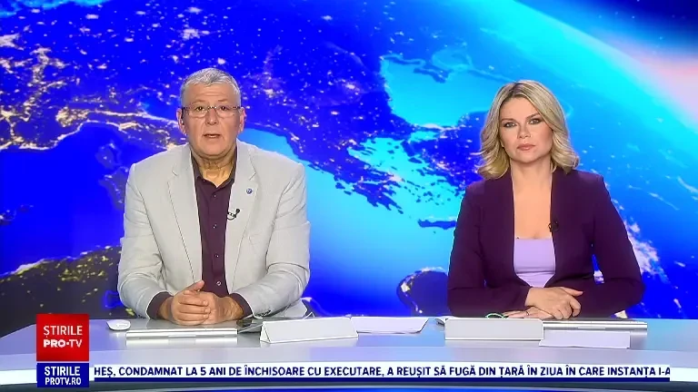 Distracție pe valurile de zăpadă, în Constanța. Aventura extremă a 3 pasionați de kitesurfing după ce s-a domolit ninsoarea