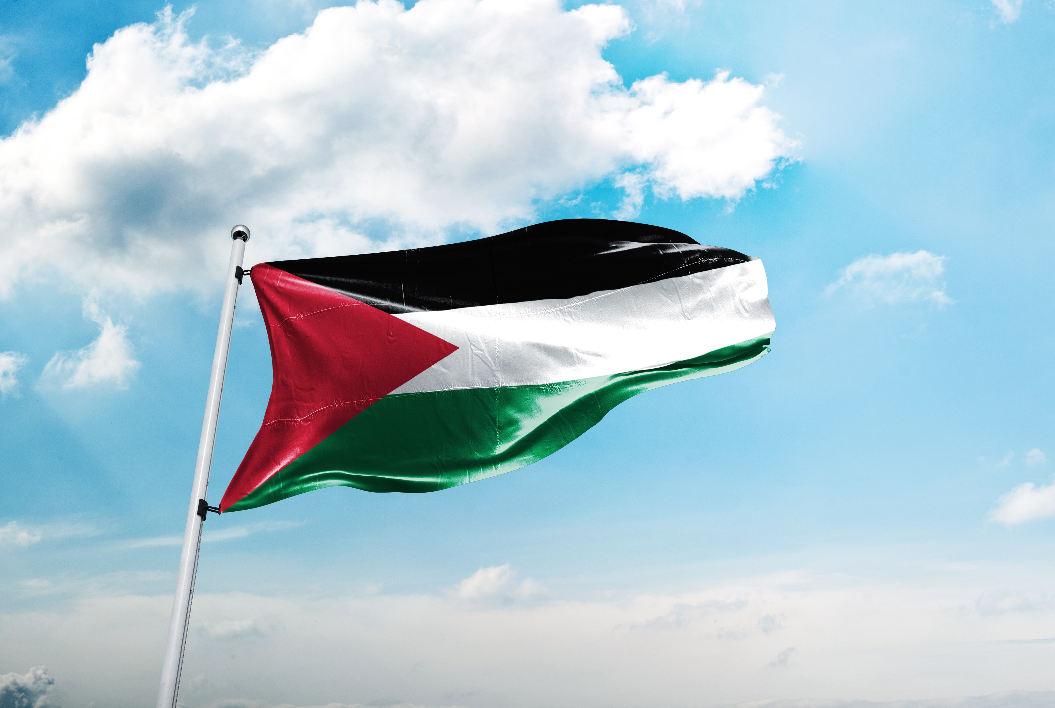 Steagul palestinian, ridicat în faţa primăriei din Oslo în semn de solidaritate cu populaţia din Gaza