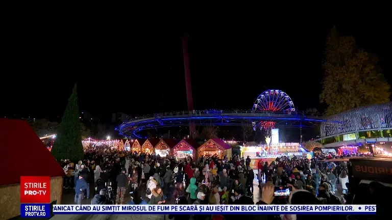 Târgul din parcul Moghioroș și-a deschis porțile. Își așteaptă clienții cu mâncare tradițională și decorațiuni de Crăciun