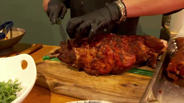 Festin culinar tradițional reinventat în Iași de Ziua Națională a României. „Ieșenii gustă evenimentele culinare”