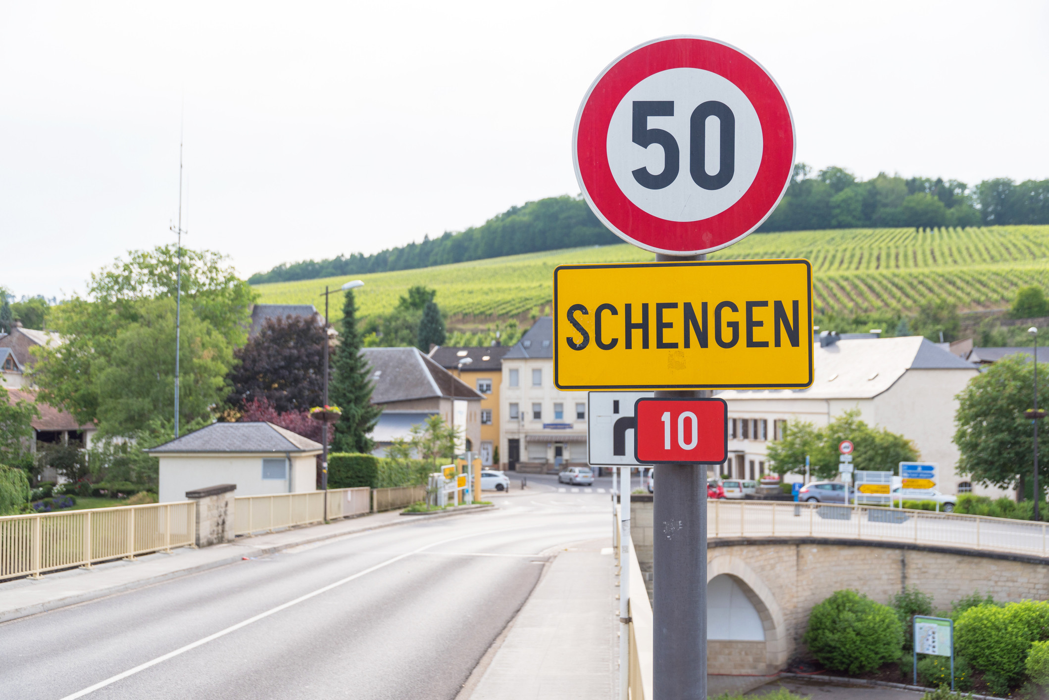 Austria este de acord cu intrarea României în Schengen, însă doar cu ridicarea granițelor aeriene. Ciolacu: ”Am spart gheața”