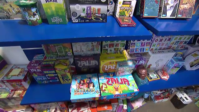 Idei pentru cadouri de Moș Nicolae, pe lângă ”clasicele” păpuși, mașinuțe cu telecomandă și roboți