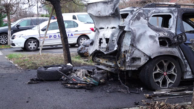 Răzbunare în stil mafiot. Ce au găsit anchetatorii la mașina incendiată a șefului piețelor din Timișoara