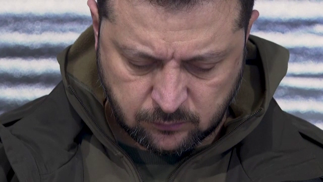 Zelenski anunță că armata a cerut mobilizarea a 450.000-500.000 de oameni. ”Problema sensibilă” este discutată de conducere