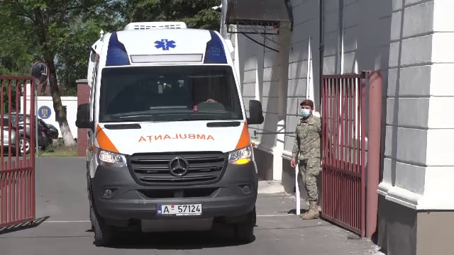 Conflict violent la Academia Trupelor Terestre din Sibiu. Un student și-a înjunghiat colegul cu un cuțit