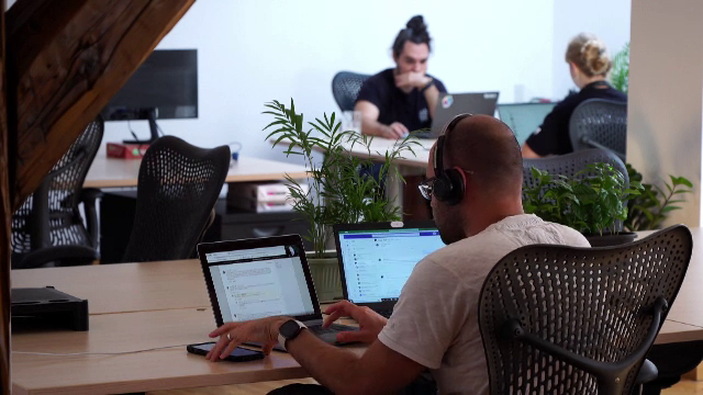 România, țara căutată tot mai mult de nomazii digitali. Îi avantajează viteza bună la internet și costul vieții încă mic