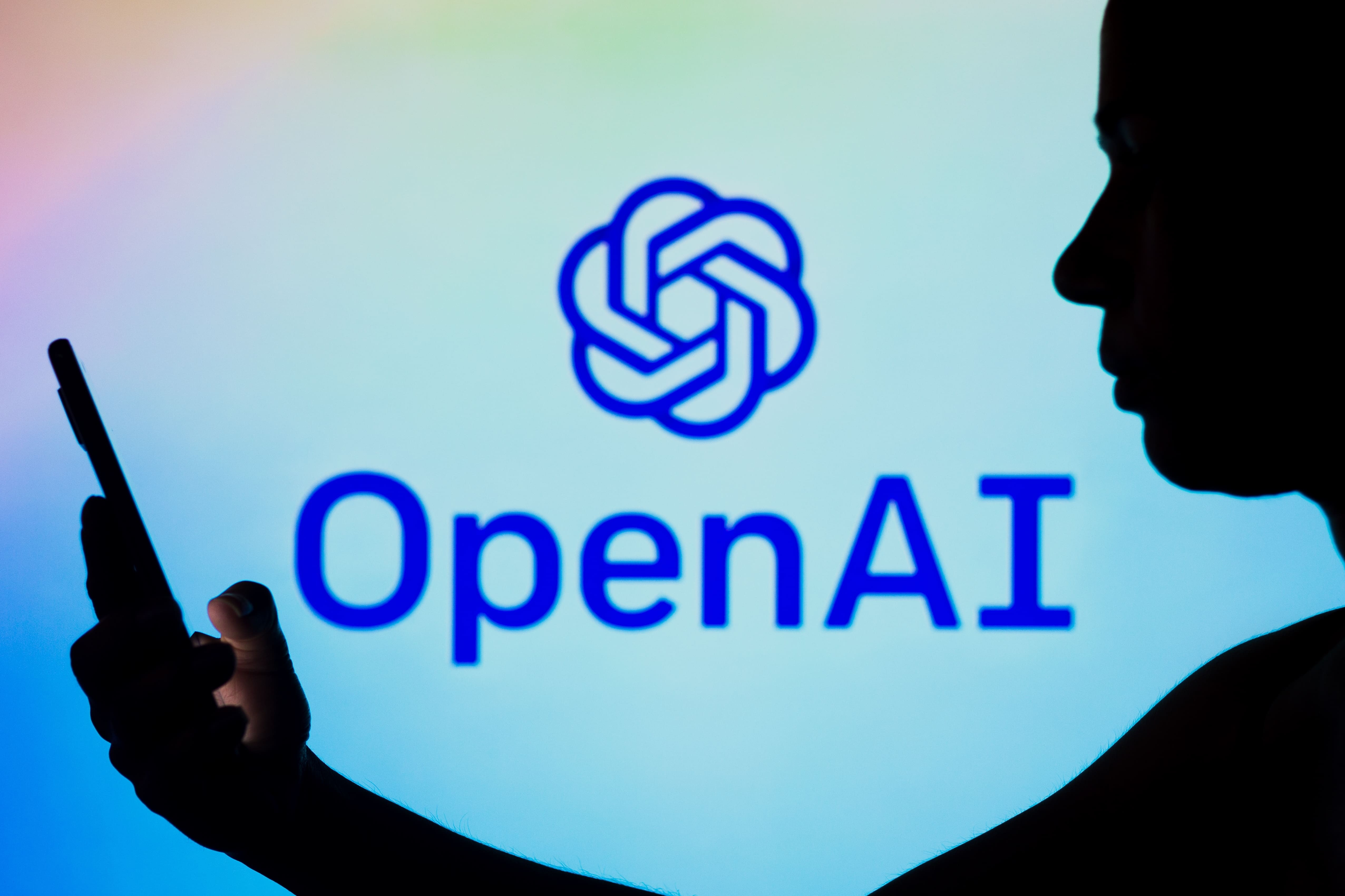 Compania OpenAI - cum a fost fondată, cine o deține acum și cât de mult este Elon Musk implicat