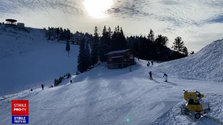 Weekend la munte: Două zile pline de aventură și distracție - schi, târguri de Crăciun și vin fiert